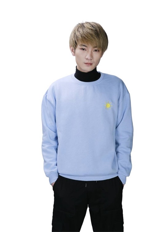 今日20点明星嘉宾与你相约LOL进击!季前赛