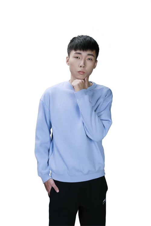 今日20点明星嘉宾与你相约LOL进击!季前赛
